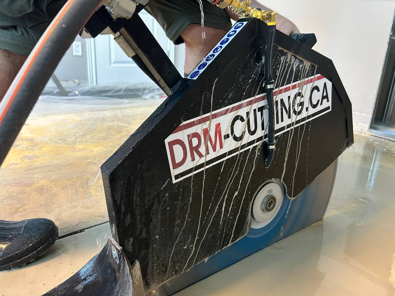 concrete saw cutting